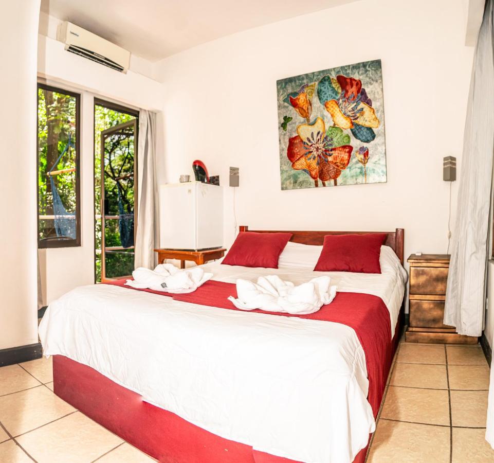 Casa Valentina - Ocean, Nature, Relax, Central Quepos Exterior photo