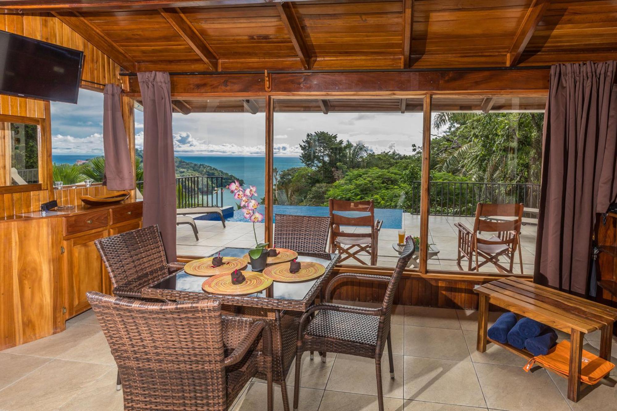 Casa Valentina - Ocean, Nature, Relax, Central Quepos Exterior photo